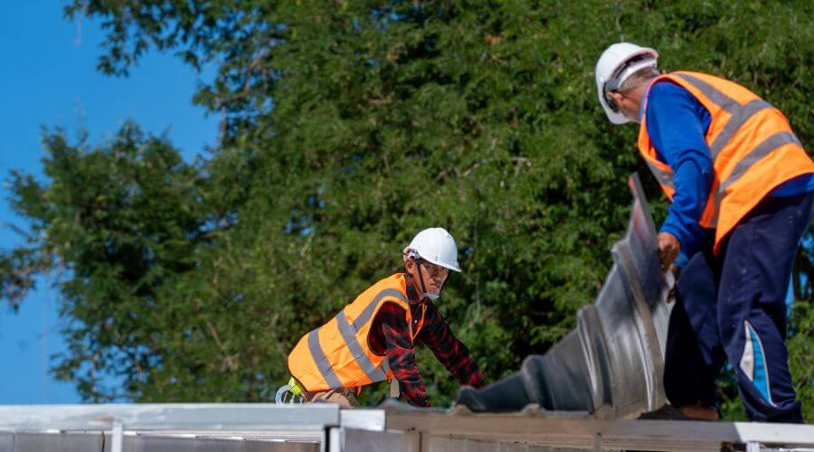 Professional Flat Roofing Installation in Gainestown, AL